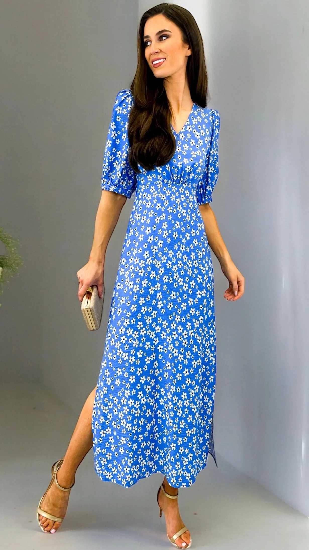 A1736 Byibano Blue Daisy Dress