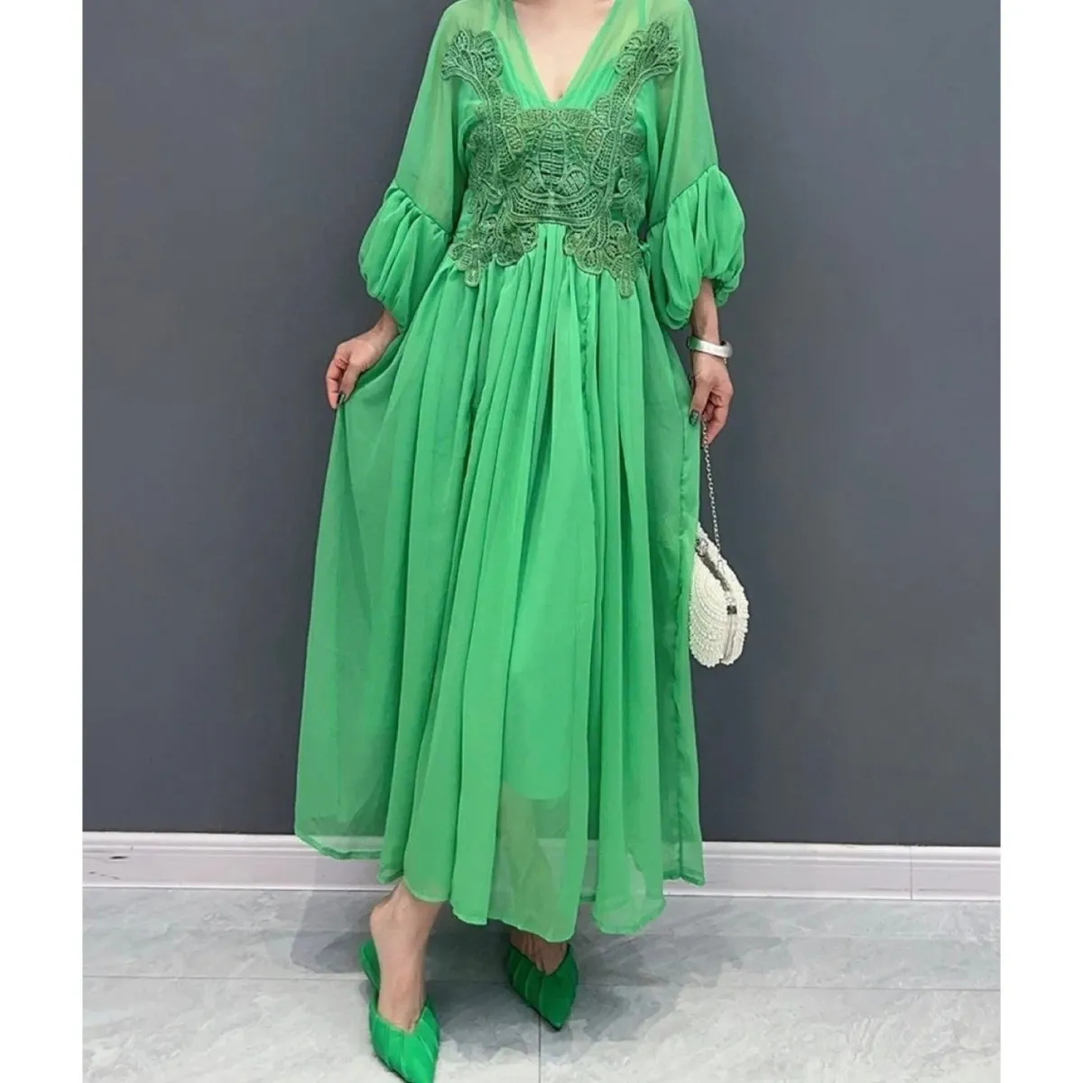 Chiffon green maxi dress with 3/4 sleeve