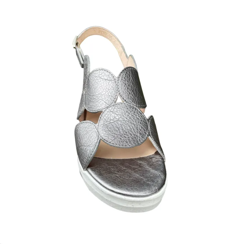 D8210 Pewter Slingback Wedge