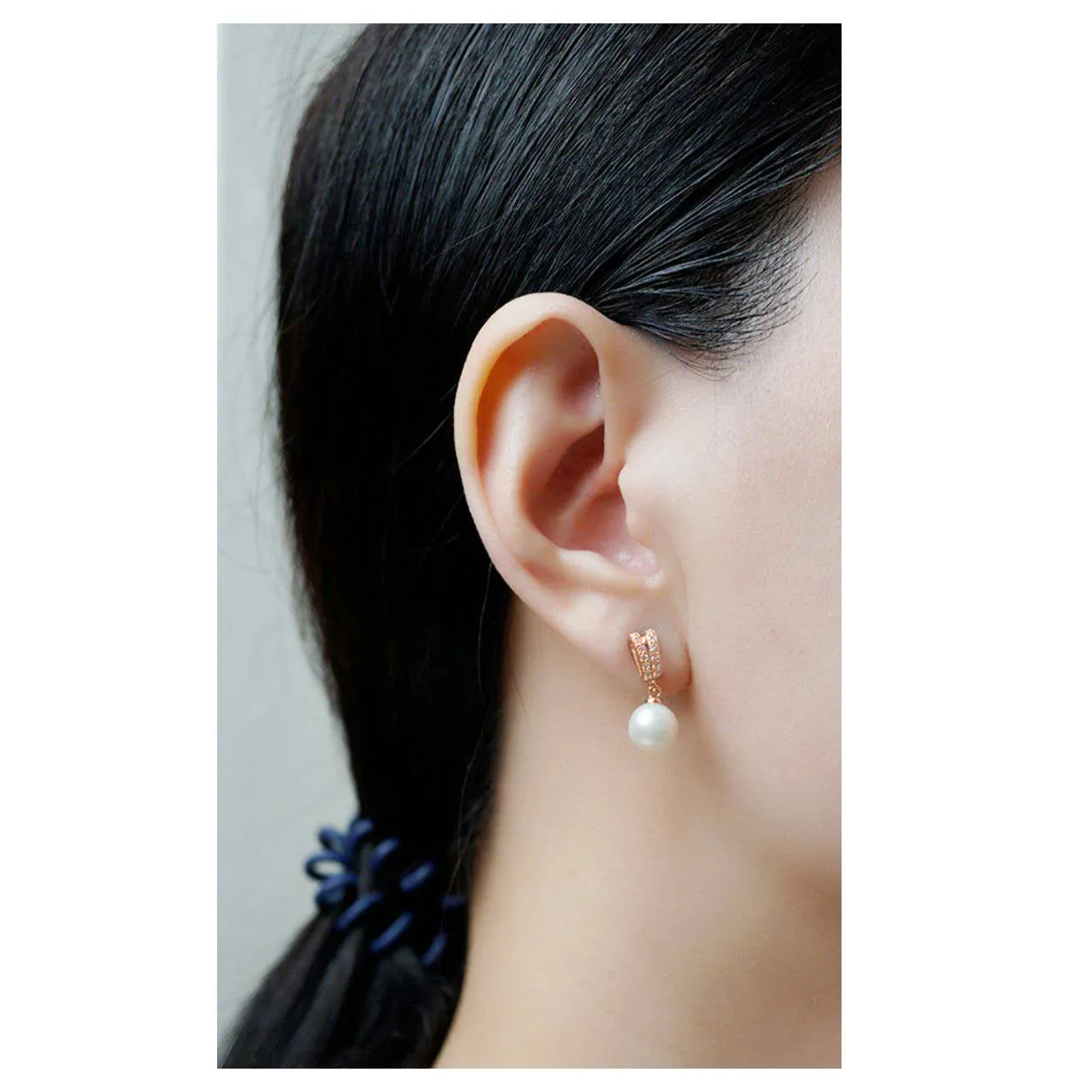 Elegant Freshwater Pearl Earrings WE00384