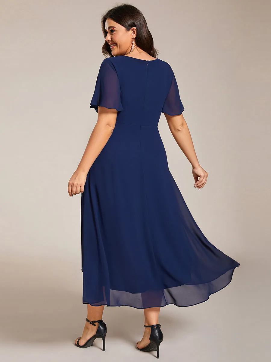 Grande Taille Robe Dinvit De Mariage Mi-Longue Plisse En Mousseline De Soie Manches Courtes Et Col En V De