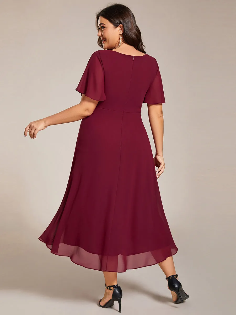 Grande Taille Robe Dinvit De Mariage Mi-Longue Plisse En Mousseline De Soie Manches Courtes Et Col En V De