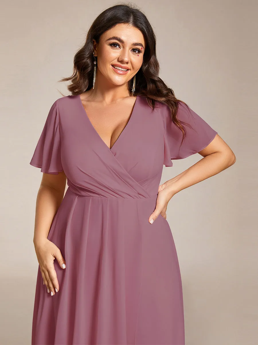 Grande Taille Robe Dinvit De Mariage Mi-Longue Plisse En Mousseline De Soie Manches Courtes Et Col En V De