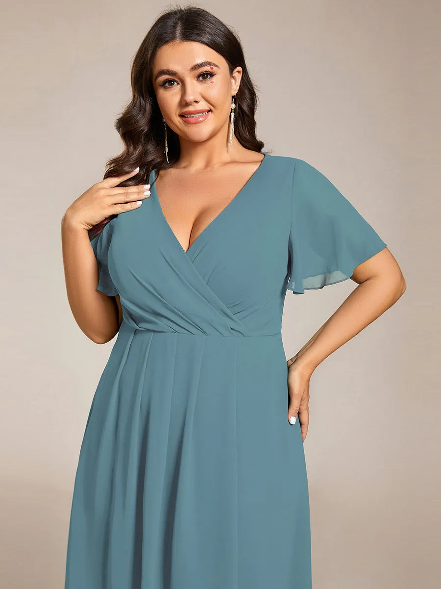 Grande Taille Robe Dinvit De Mariage Mi-Longue Plisse En Mousseline De Soie Manches Courtes Et Col En V De