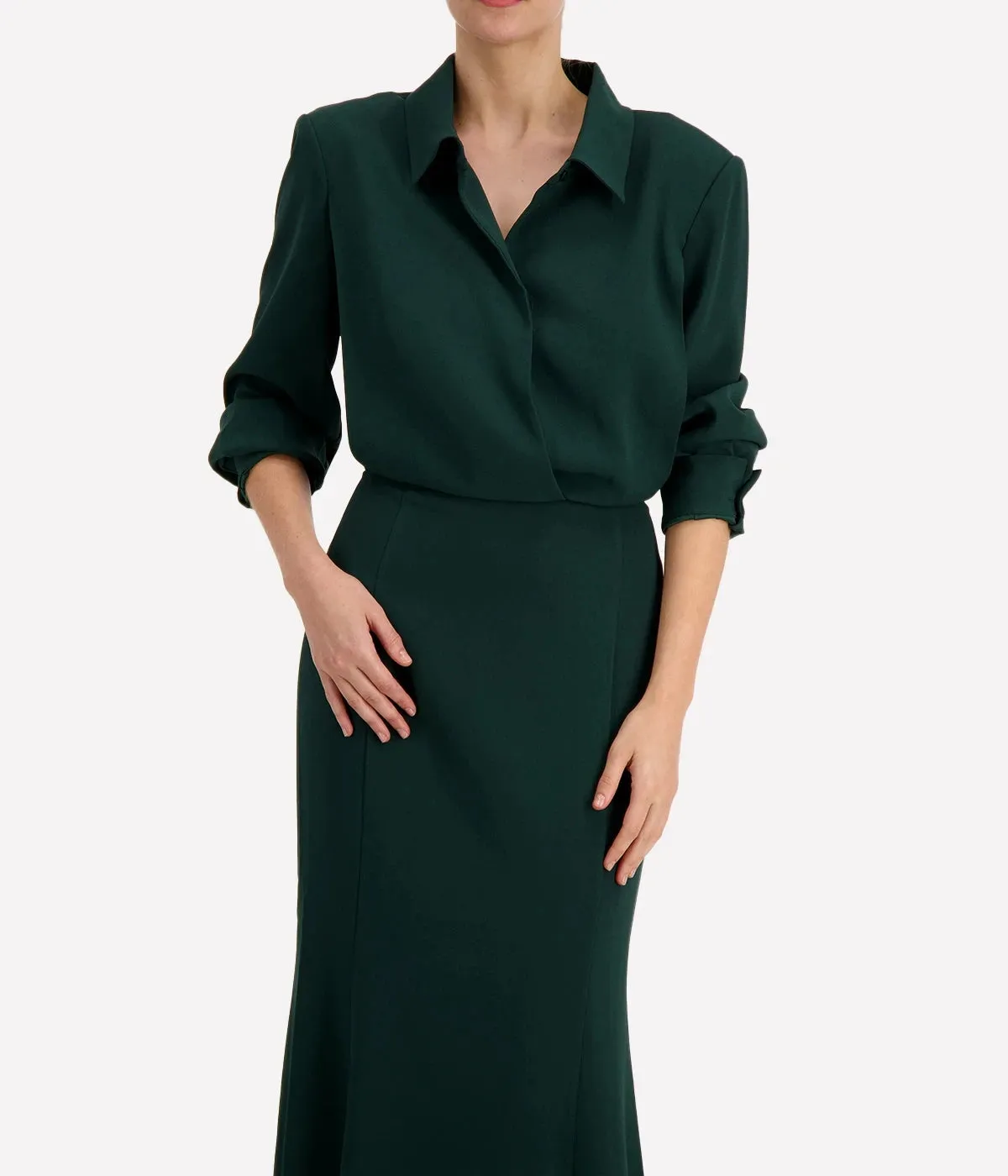 Long Sleeve Collar Midi Dress in Green