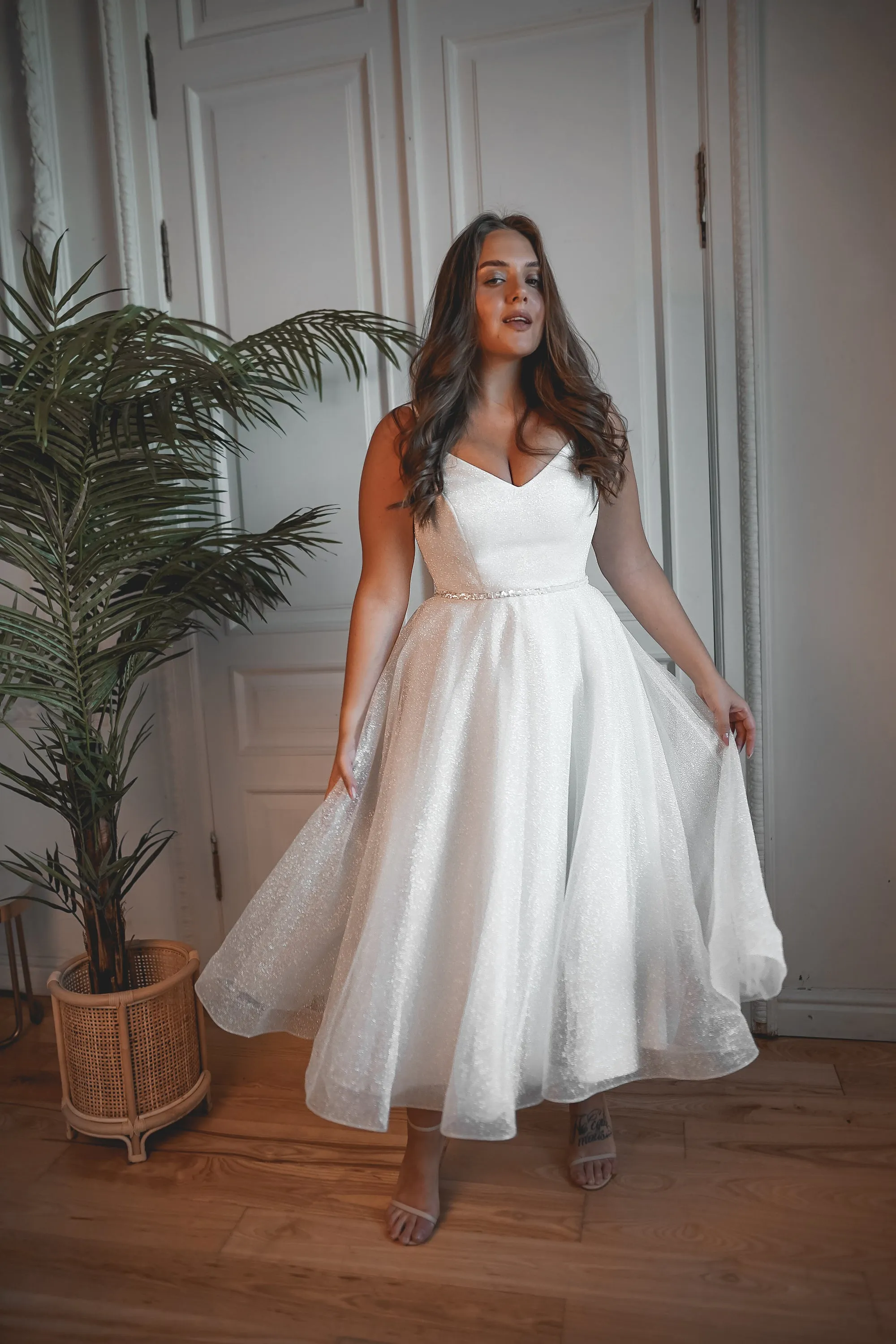 Plus Size Shiny Wedding & Evening Dress Heist Midi