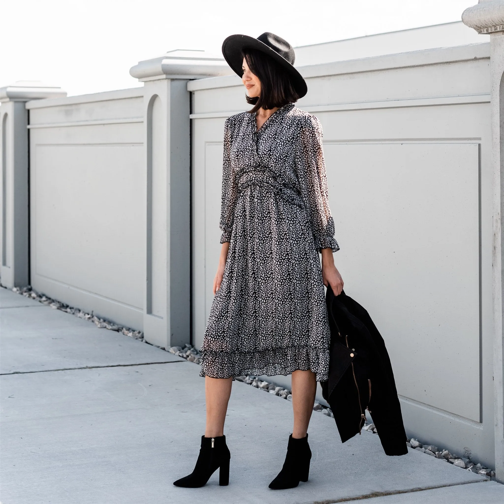 The Savannah Dress: Black